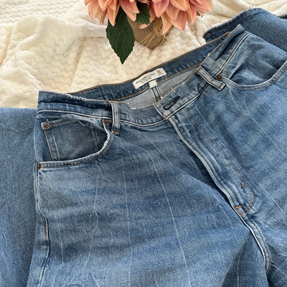 Curve Love Ultra High Rise 90s Straight Jean
